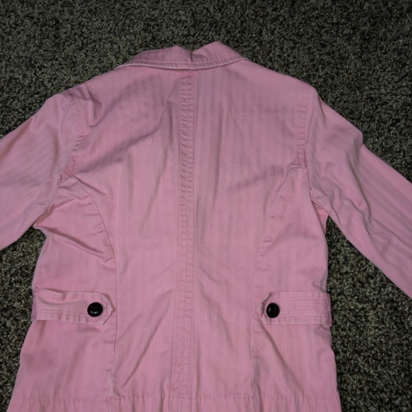 Blazer - Picture 3 of 3